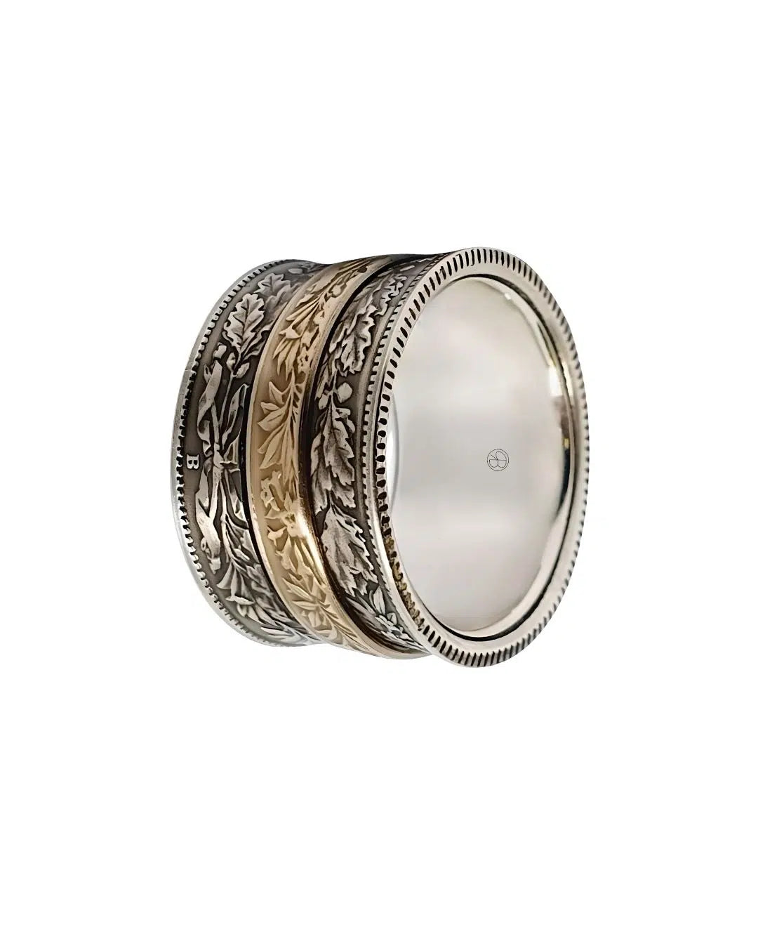 Alpenländischer Münzring aus Schweizer Franken - breites Silber-Schmuckstück mit eleganter Ausstrahlung"