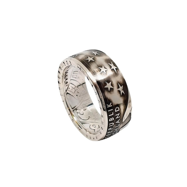 Außergewöhnlicher Münzring aus 925er Silber, hergestellt aus einer originalen 10-Euro-Münze von 2005 – perfekt als Geschenk für Paare.