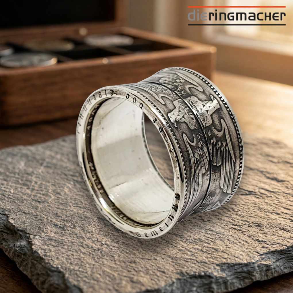 Daumenring aus historischer 5 Reichsmark Münze - monumentales Geschichtsstück als einzigartiger Schmuck