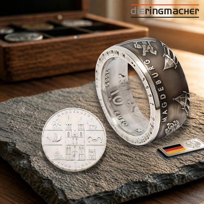 10-Euro-Münzring aus Silber, hergestellt aus der originalen 2005er Gedenkmünze „Magdeburg Ottostadt“ – 1200 Jahre Stadtgeschichte am Finger.