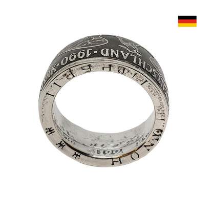 Detailansicht der Münzprägung und Handwerkskunst