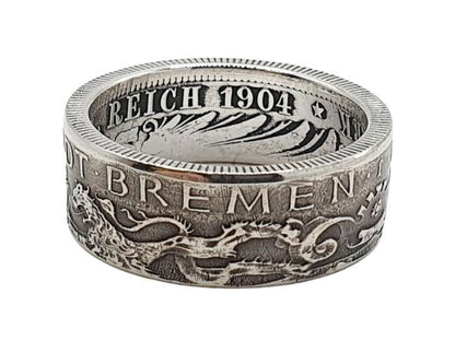 Original 2-Mark-Silbermünze 1904 Hansestadt Bremen, handgefertigter Schmuck von dieringmacher, historische Prägung erkennbar.“