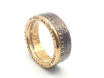 1 Dollar USA Münzring 2008 - Detailansicht der amerikanischen Münzprägung und Handwerkskunst