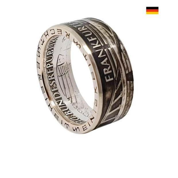 Handgefertigter 5-DM-Ring aus 625er Silber, aus einer originalen Münze von 1974 – perfekt als Geschenk für Paare.