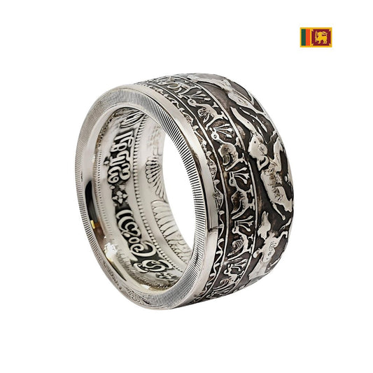 Breiter handgefertigter Silberring aus 5 Rupees Münze Sri Lanka mit buddhistischen Symbolen – einzigartiger Münzschmuck